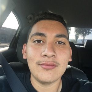 Meet your Posher, Eduardo